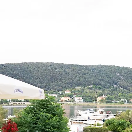 With Parking Space Supetarska Draga - Donja, Rab - 25686 Apartament *